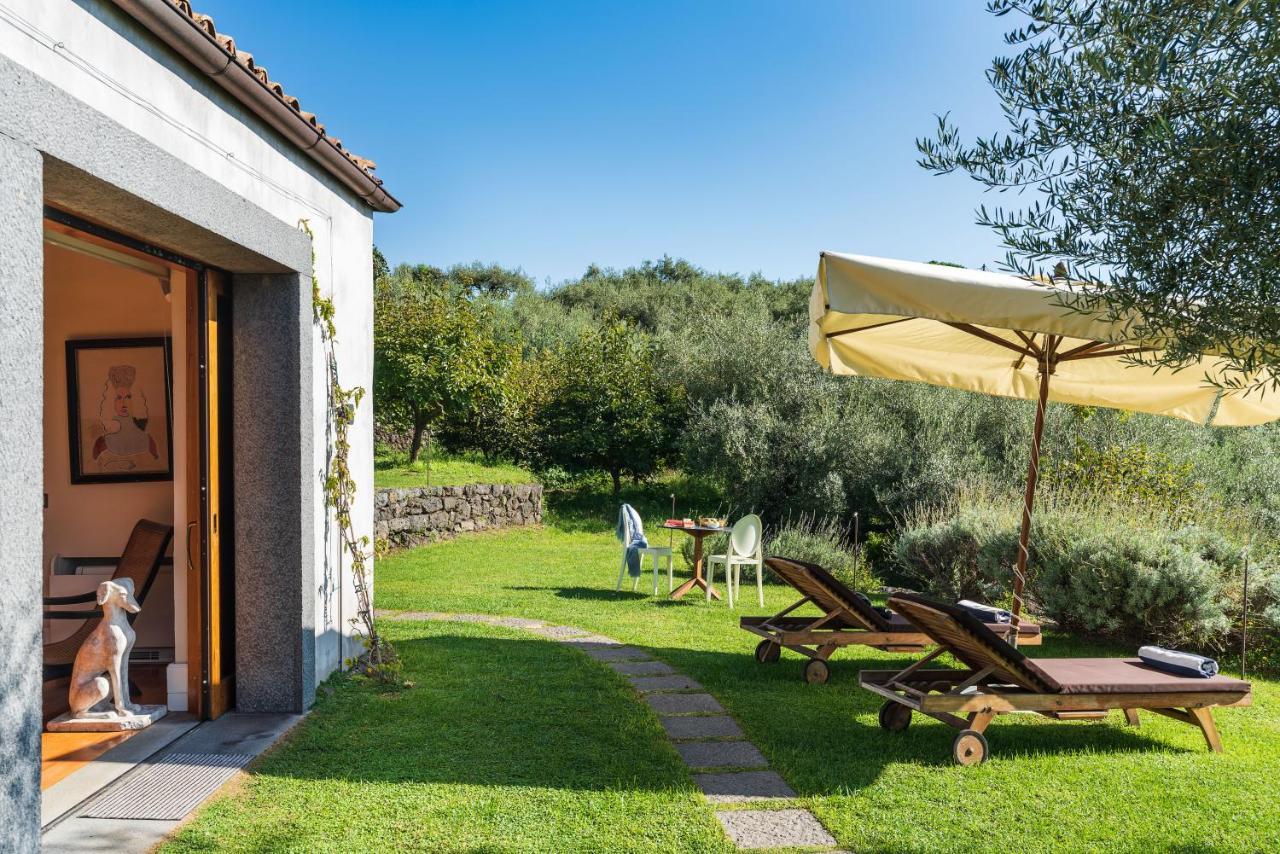 Monaci Delle Terre Nere